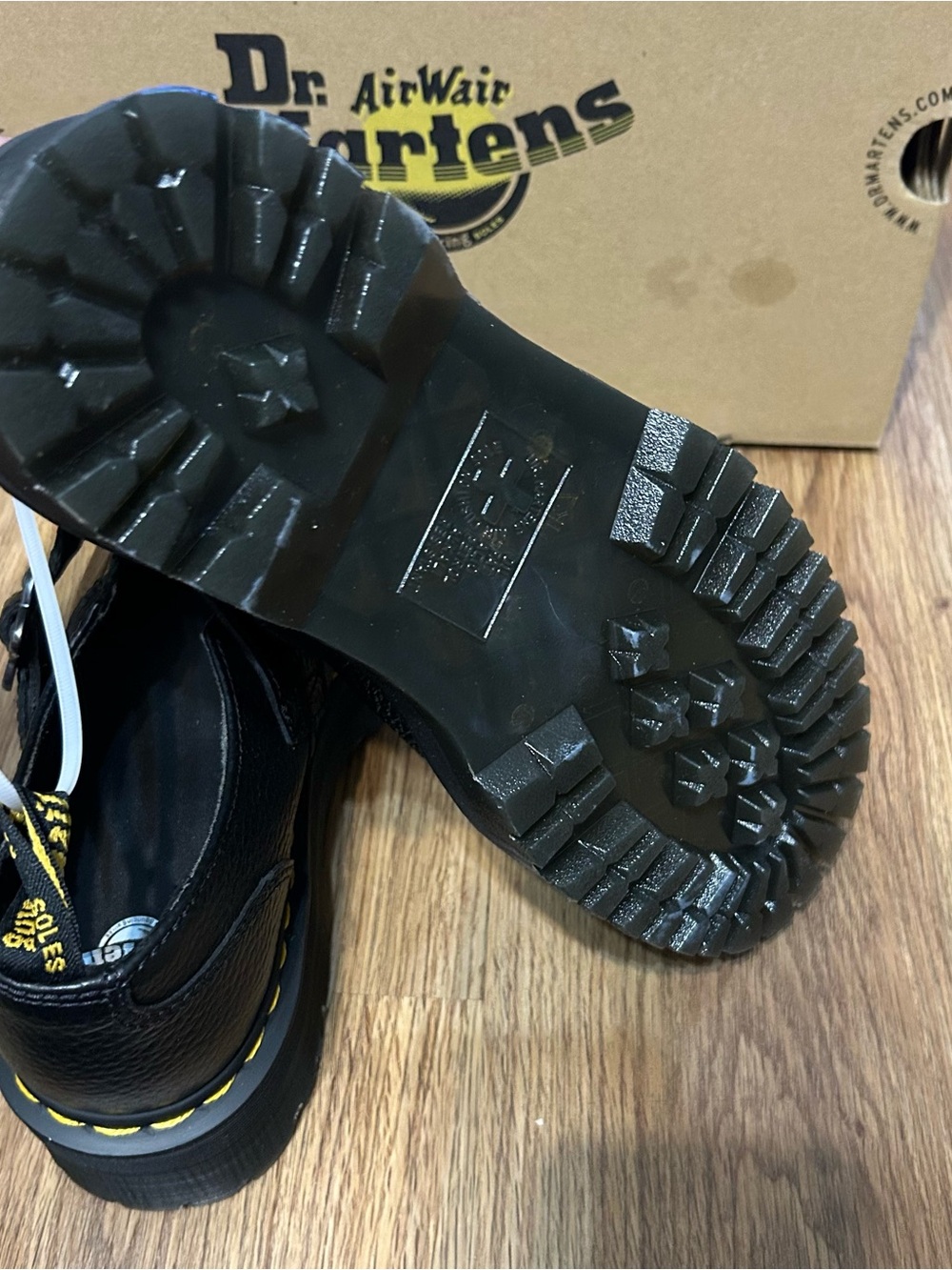 DR MARTENS Addina Flower buckle black leather platform shoes women’s 9 new - Picture 5 of 8